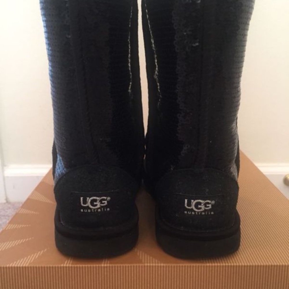 Black sparkle UGGS